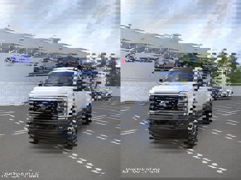 New 2026 Ford F450 4x4 Crew Cab Super Duty image 2