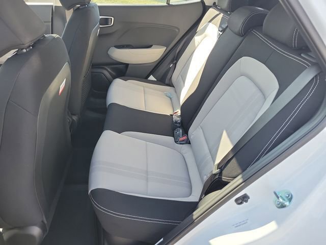 New 2026 Hyundai Venue SEL image 22