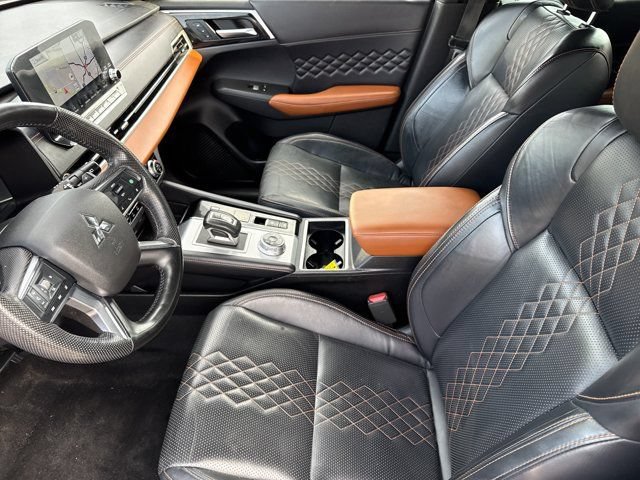 Used 2023 Mitsubishi Outlander SEL AWD/4WD image 11
