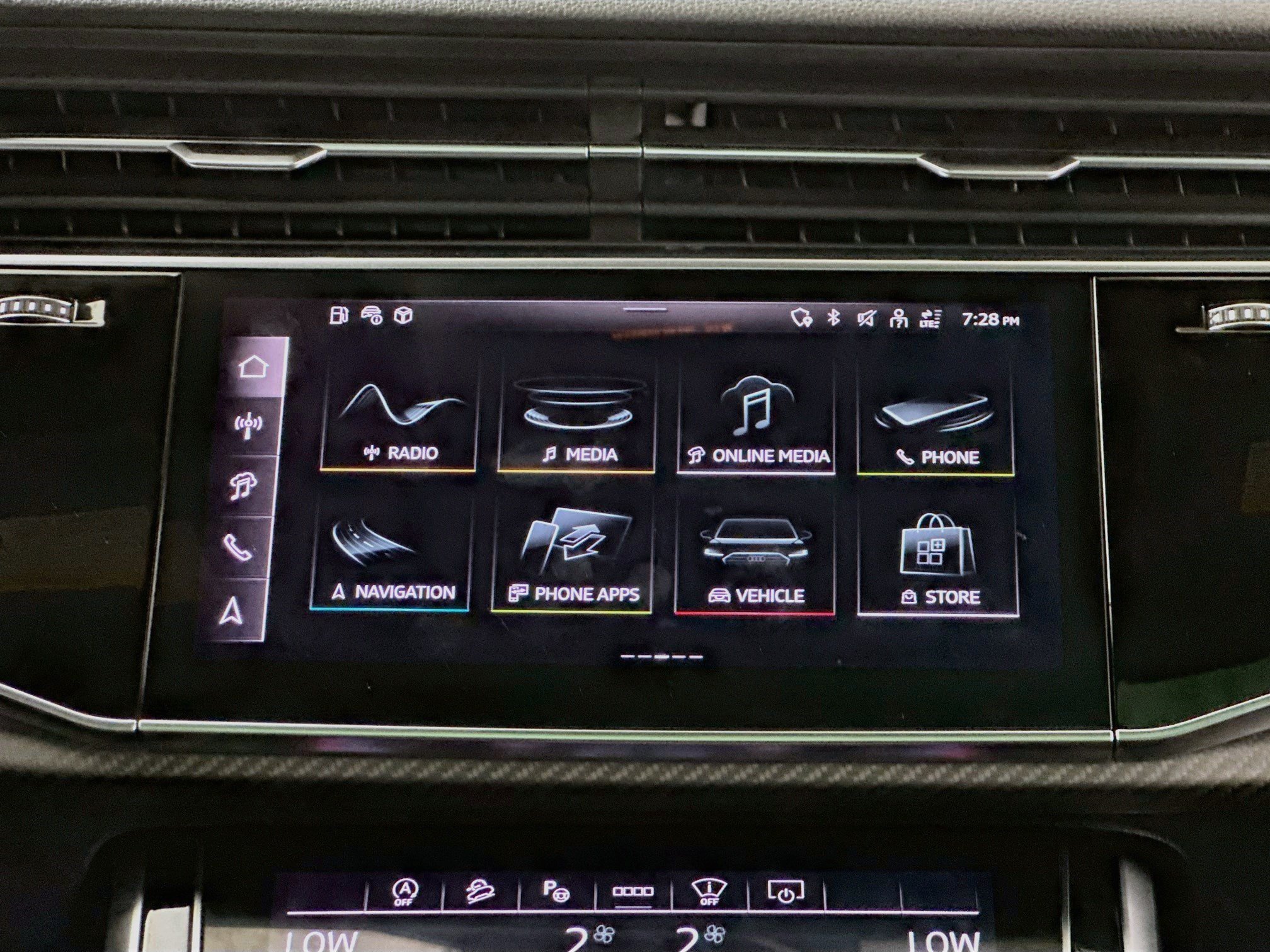 Used 2025 Audi SQ8 Prestige AWD/4WD image 12
