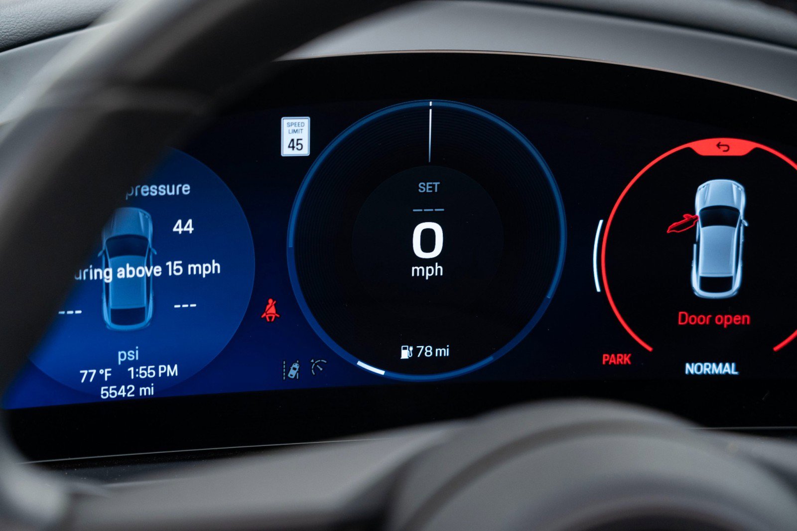 Certified 2024 Porsche Macan 4 Electric image 24