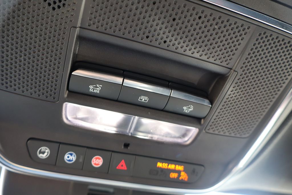 Used 2024 Chevrolet Traverse RS w/ LPO, Floor Liner Package image 31