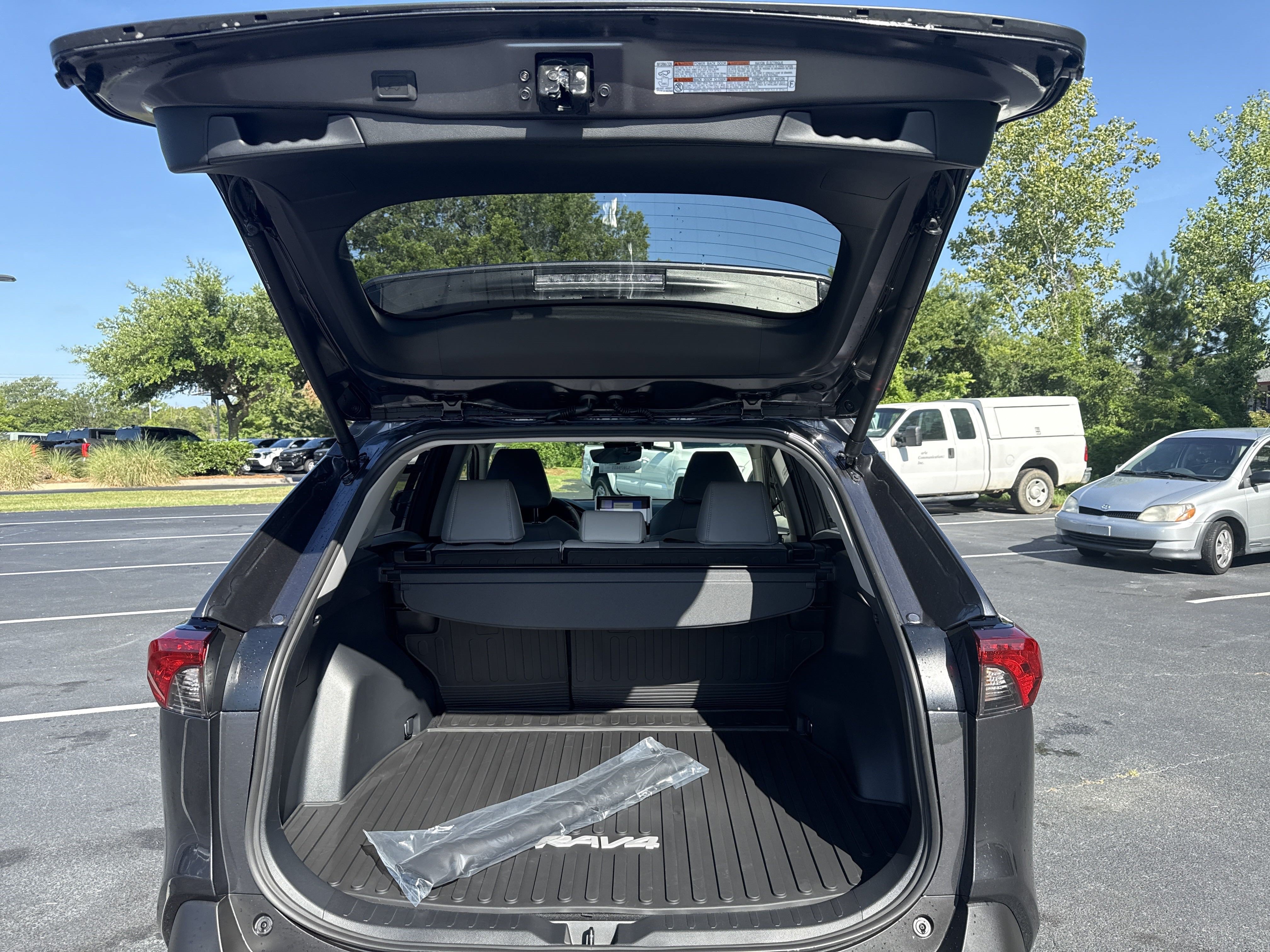 New 2025 Toyota RAV4 XLE Premium w/ Weather Package AWD/4WD image 40