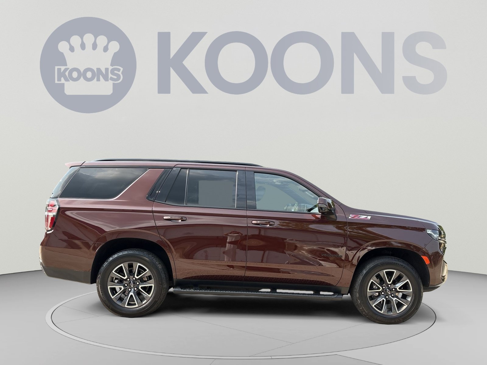 Used 2022 Chevrolet Tahoe Z71 w/ Luxury Package AWD/4WD image 8