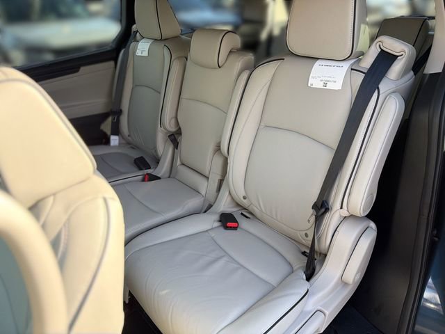New 2026 Honda Odyssey Touring image 25