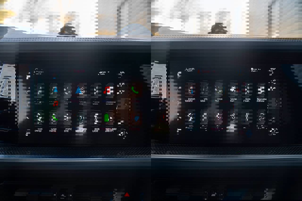 Used 2025 Porsche Cayenne Turbo image 20