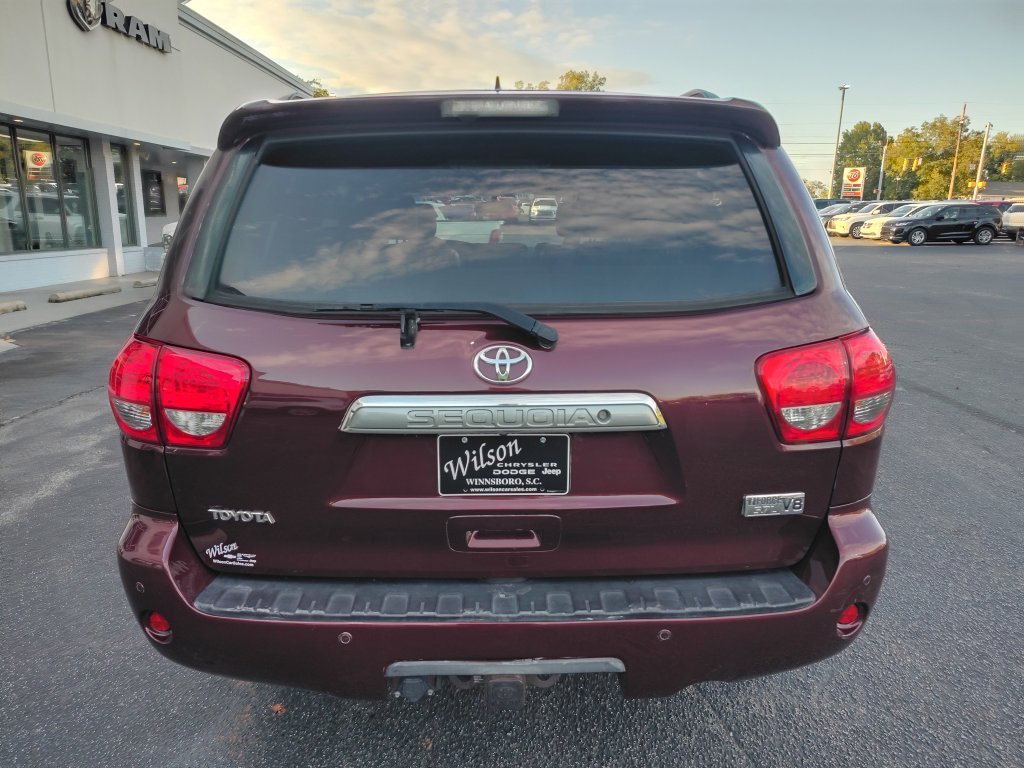 Used 2010 Toyota Sequoia Platinum image 5