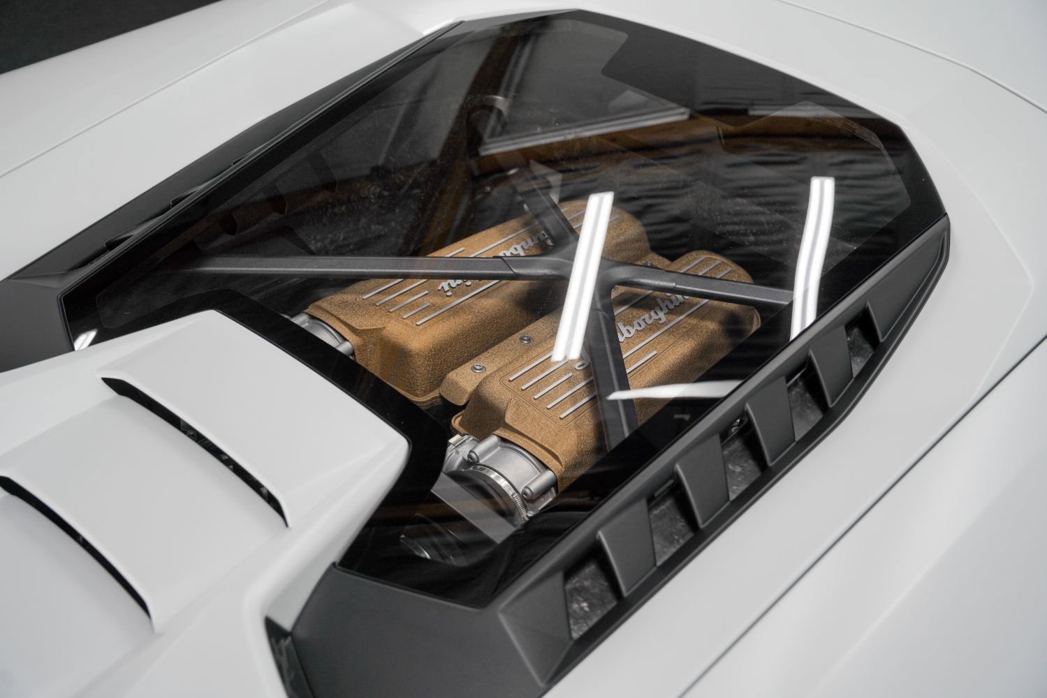 Used 2018 Lamborghini Huracan Performante image 28