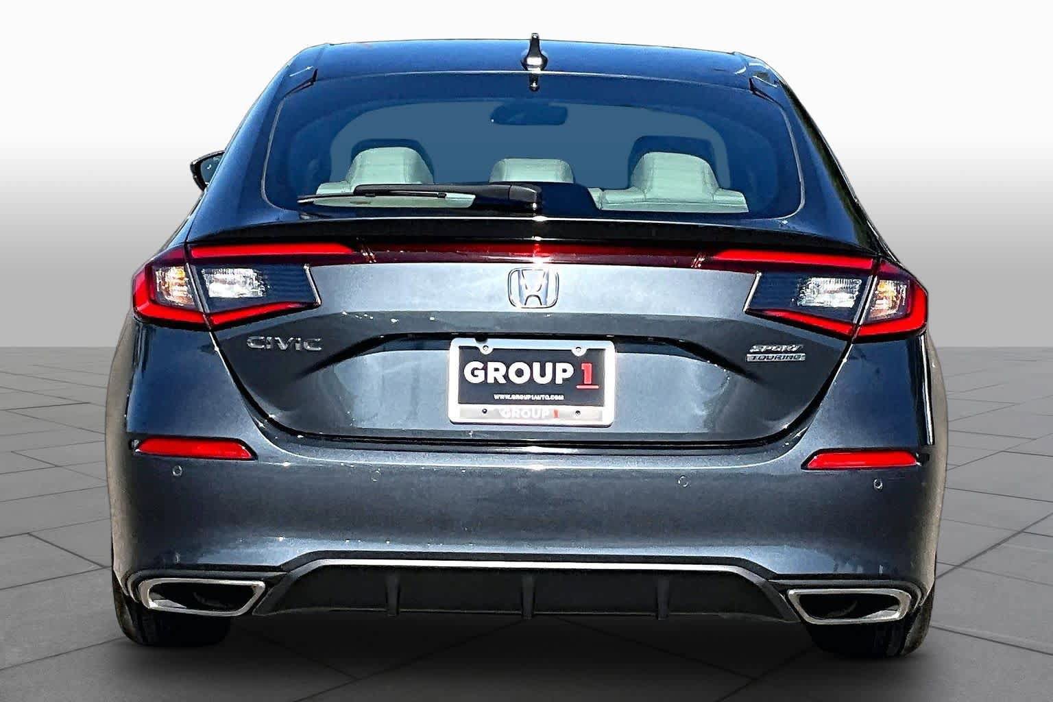 Used 2022 Honda Civic Sport Touring image 4