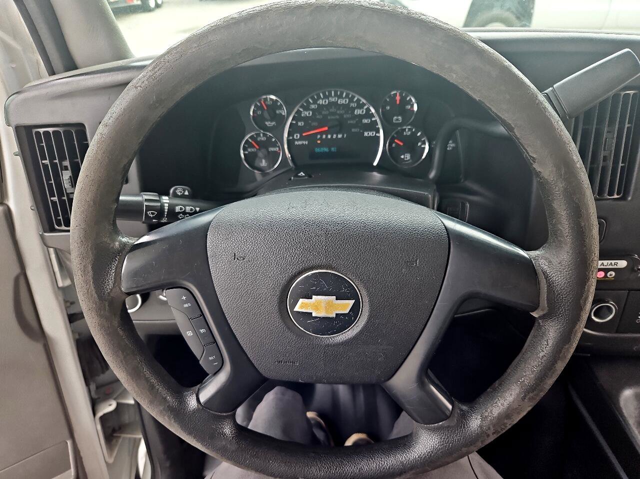 Used 2015 Chevrolet Express 3500 w/ Shuttle Bus Package image 42