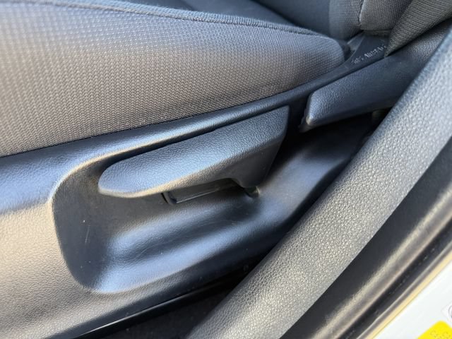 Used 2021 Toyota Corolla LE w/ Carpet Mat Package (TMS) FWD image 24