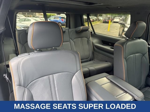 Used 2023 Jeep Grand Wagoneer L Series II w/ Premium Group II AWD/4WD image 33