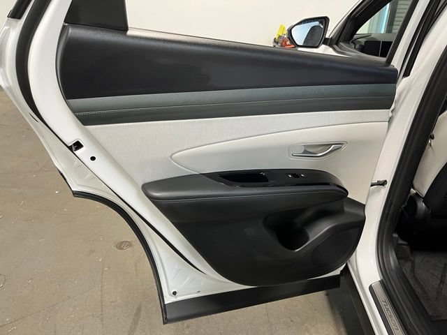 Used 2026 Hyundai Tucson Limited AWD/4WD image 19