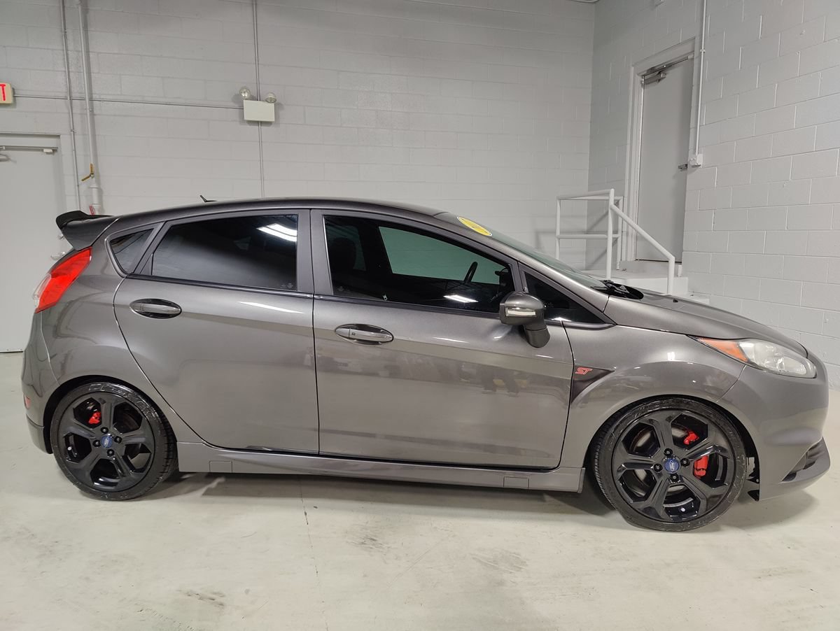 Used 2017 Ford Fiesta ST w/ ST Recaro Package FWD image 5