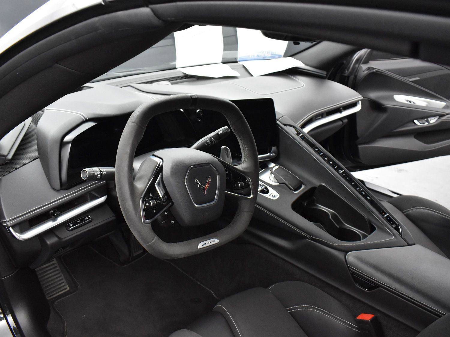 Used 2024 Chevrolet Corvette Z06 image 15
