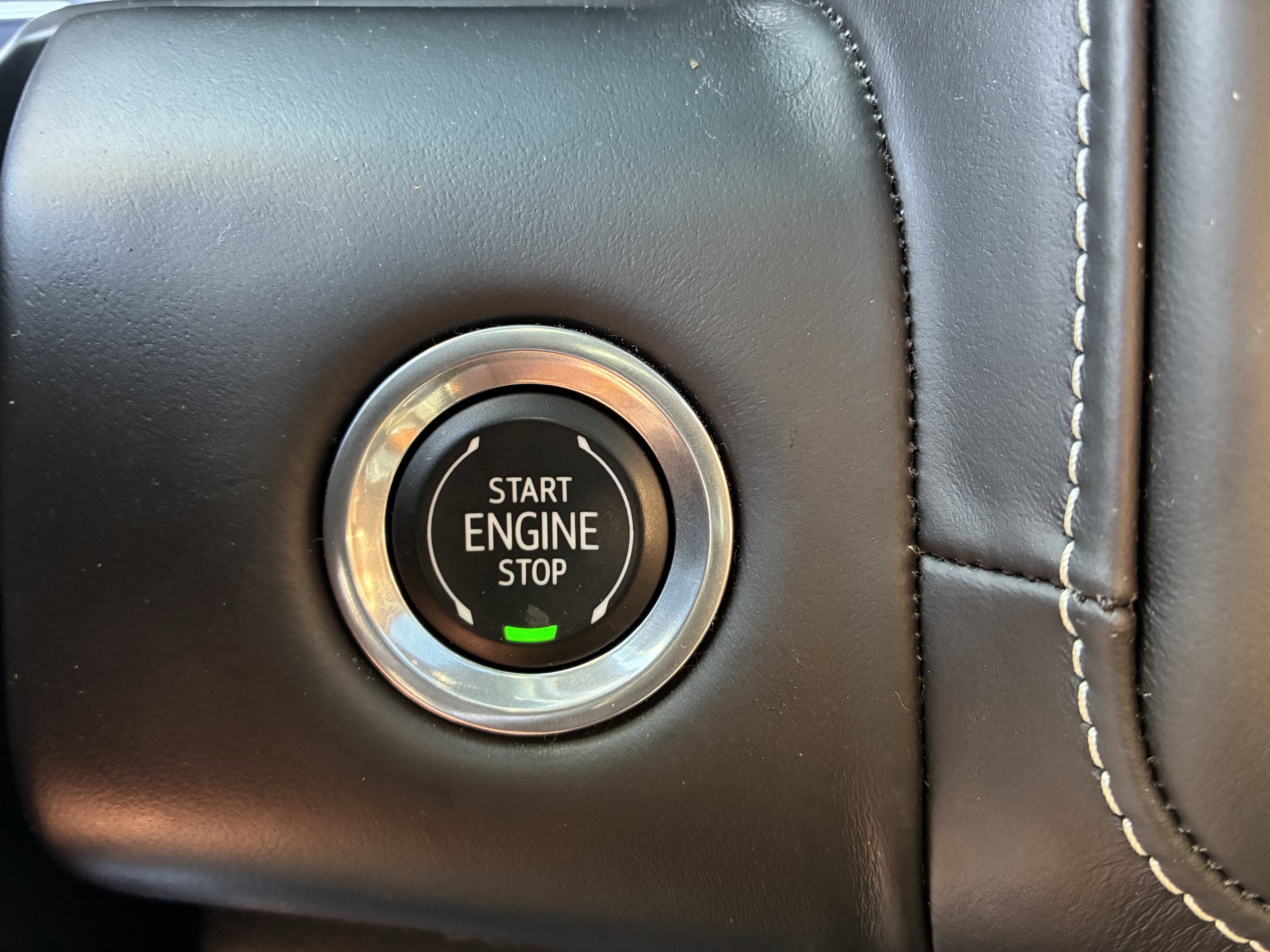 Used 2023 GMC Yukon XL Denali Ultimate image 35