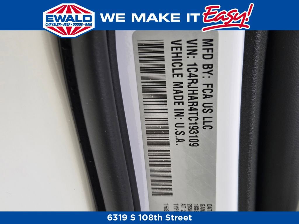 New 2026 Jeep Grand Cherokee Altitude image 27