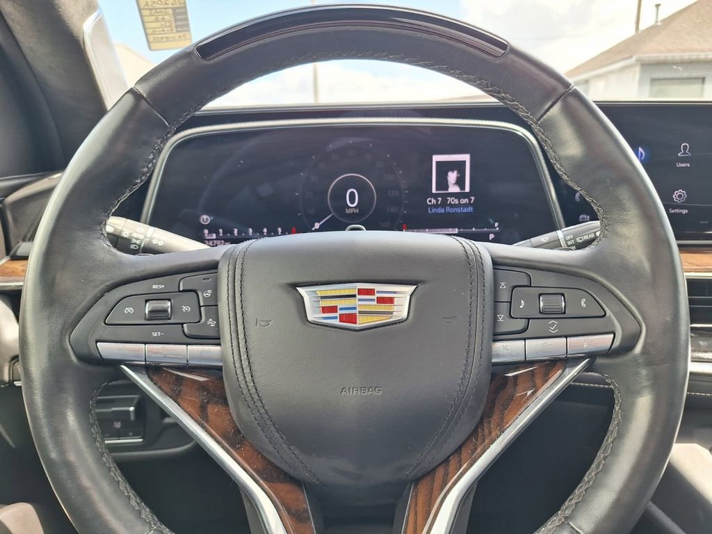 Certified 2023 Cadillac Escalade ESV Sport Platinum w/ Heavy-Duty Trailer Package image 17