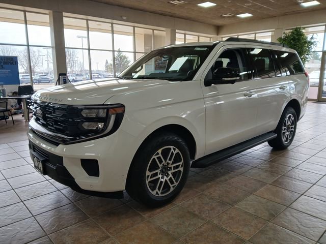 New 2025 Ford Expedition Active AWD/4WD image 6