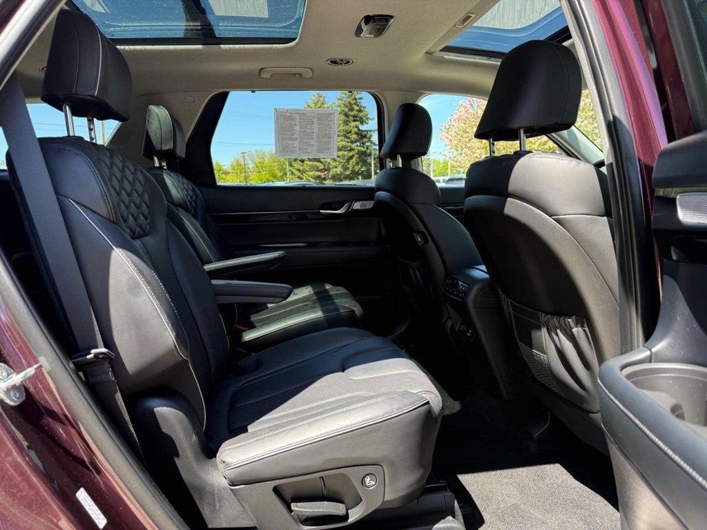 Used 2021 Hyundai Palisade Limited FWD image 12
