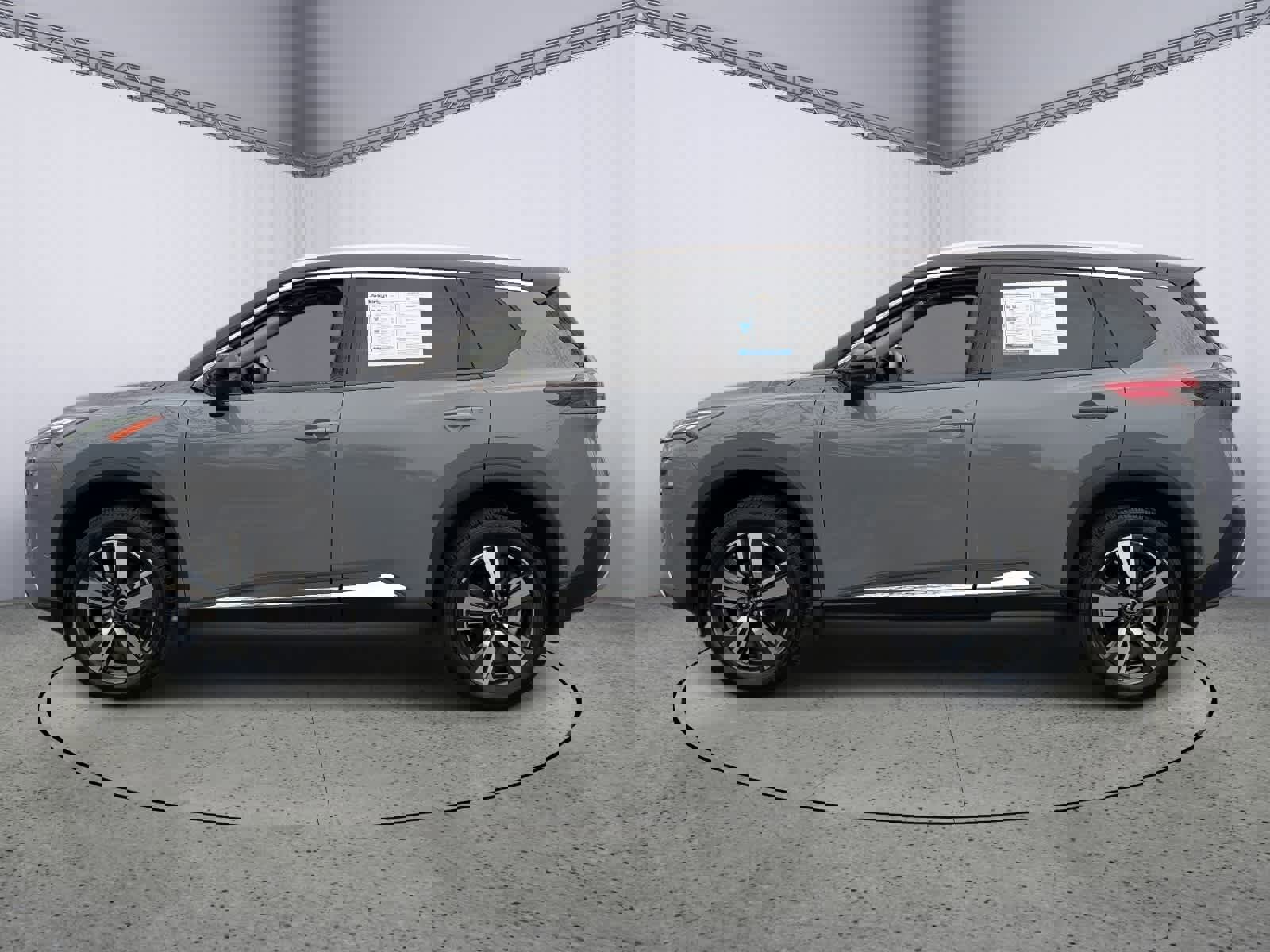 Used 2022 Nissan Rogue Platinum w/ Head-Up Display Package image 5