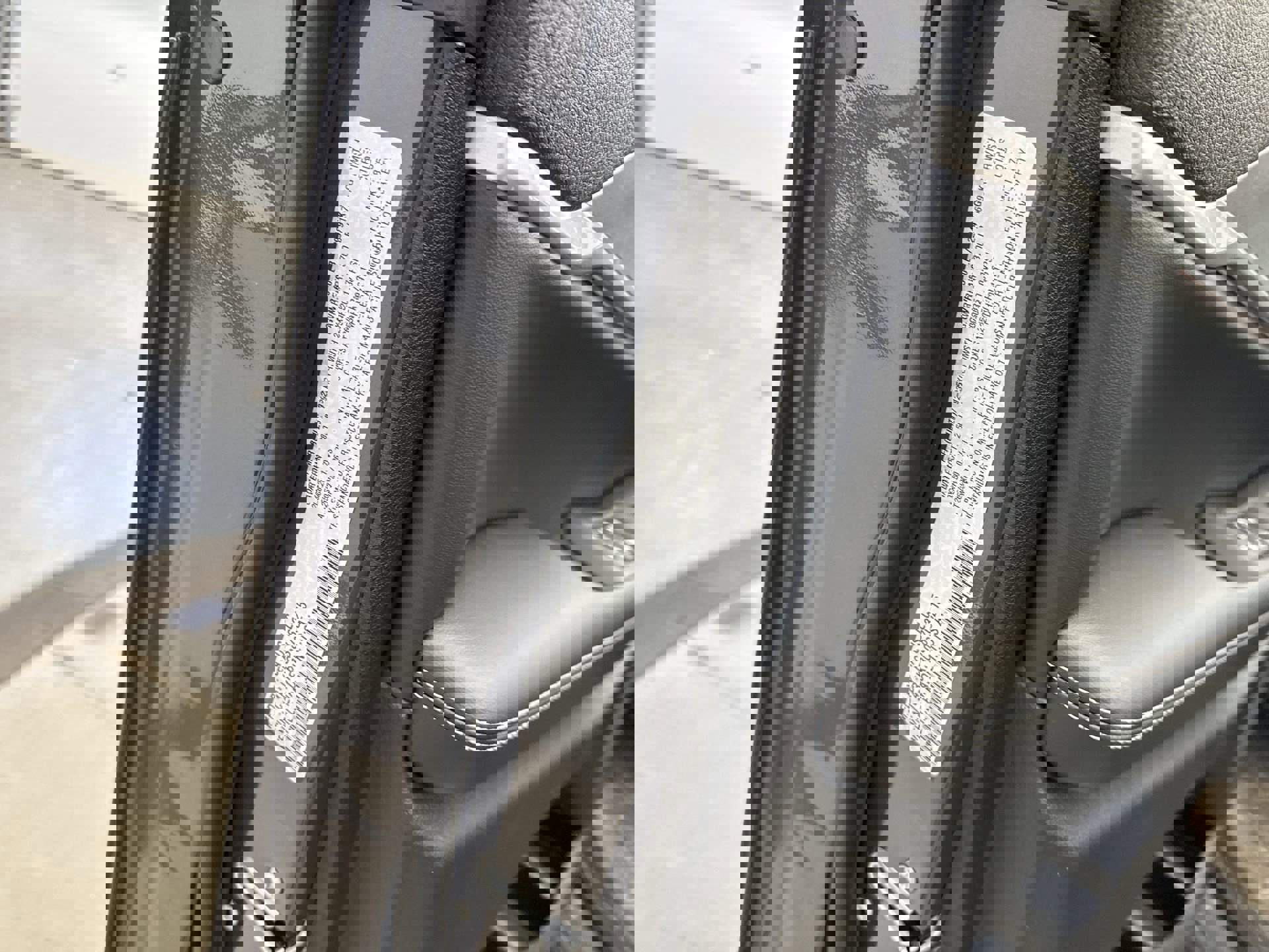 Used 2025 Jeep Grand Cherokee L Limited w/ Black Appearance Package image 12