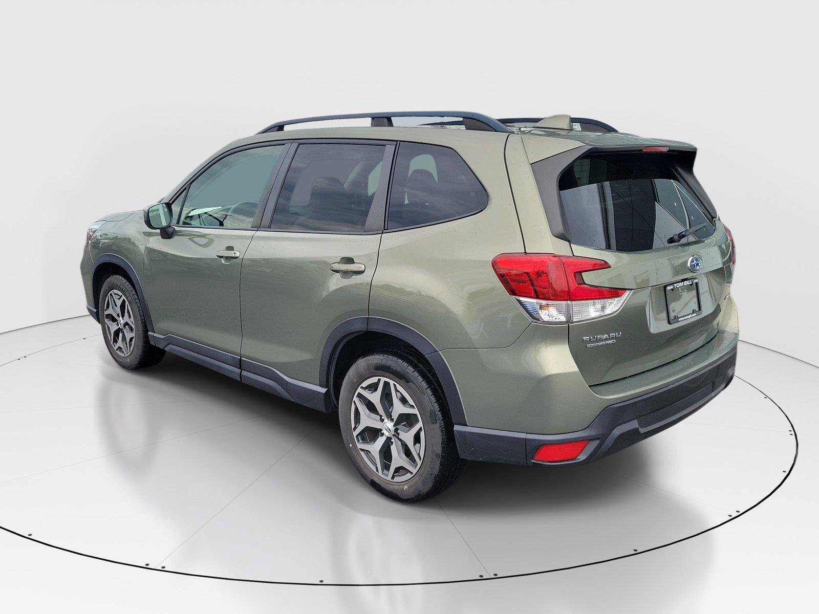 Used 2019 Subaru Forester Premium w/ All-Weather Package AWD/4WD image 3