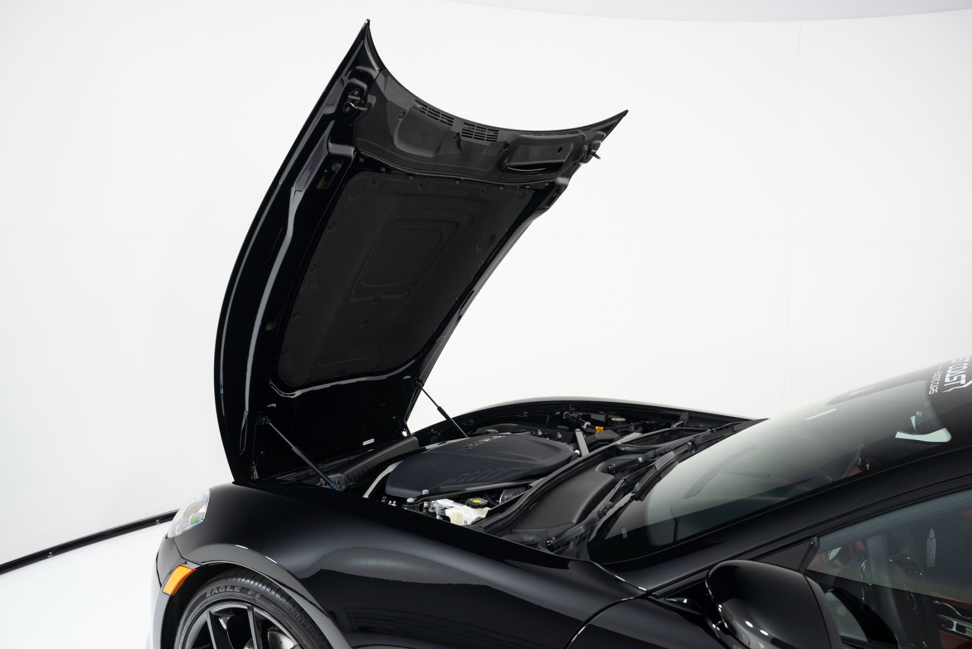 Used 2025 Karma Revero Luxury image 35