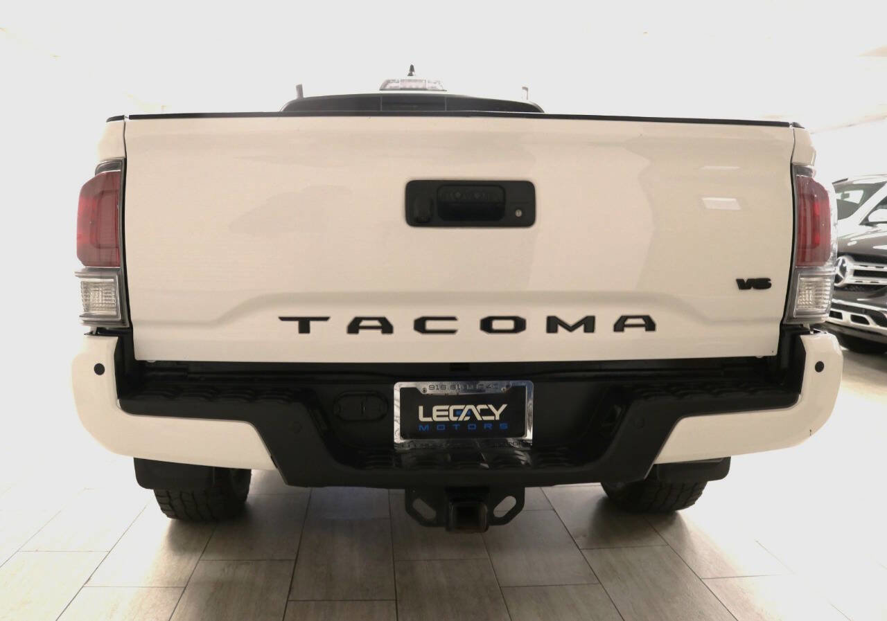 Used 2022 Toyota Tacoma TRD Off-Road image 7