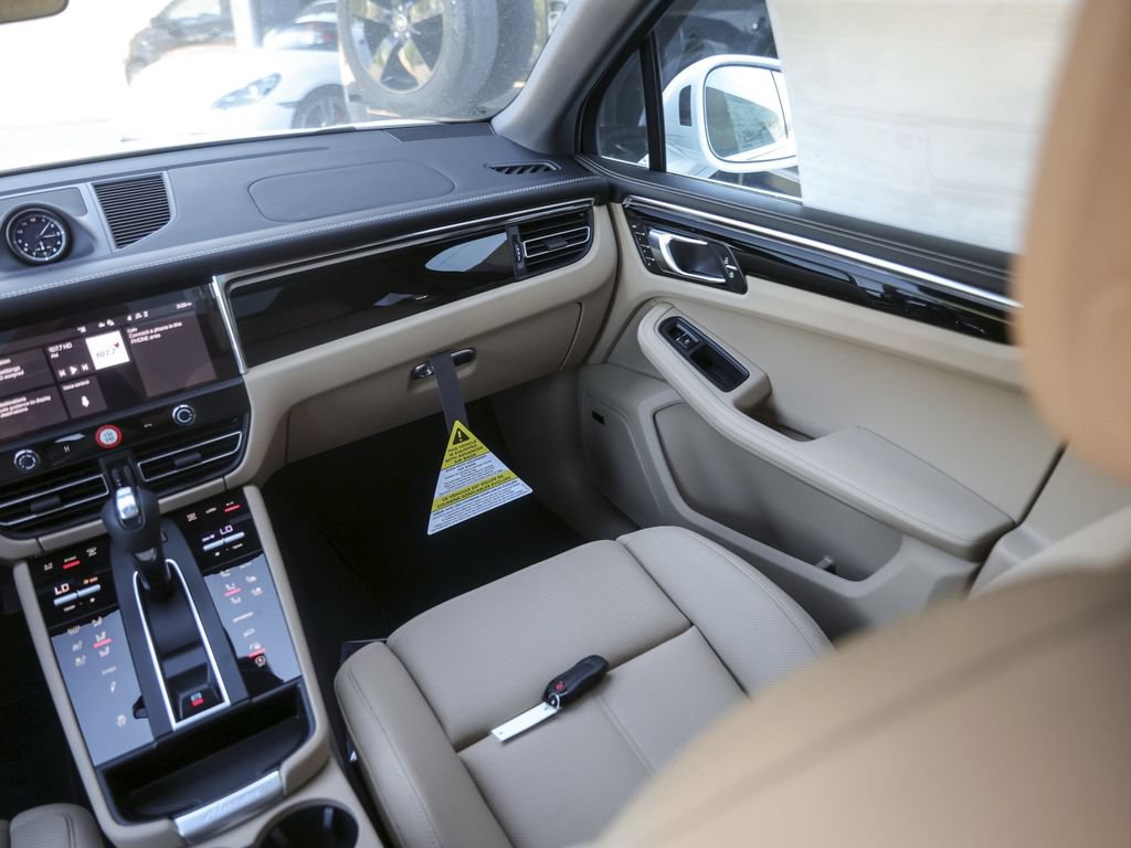 New 2026 Porsche Macan S AWD/4WD image 37