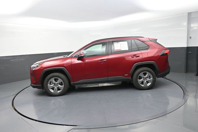 Used 2025 Toyota RAV4 XLE AWD/4WD image 41