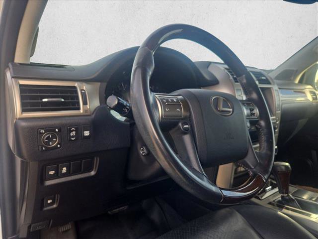 Used 2018 Lexus GX 460 Premium AWD/4WD image 6