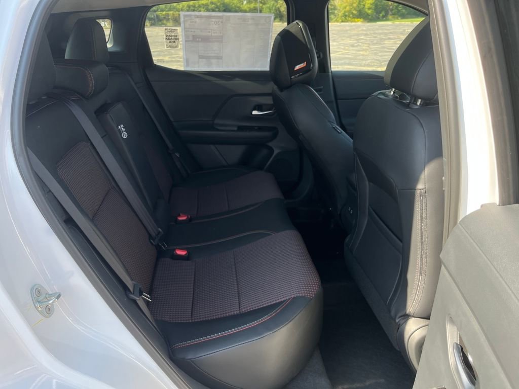 New 2026 Nissan Kicks SR w/ SR Premium Package AWD/4WD image 17