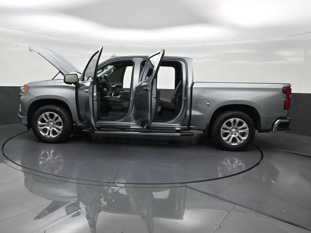 Used 2024 Chevrolet Silverado 1500 LTZ RWD image 34