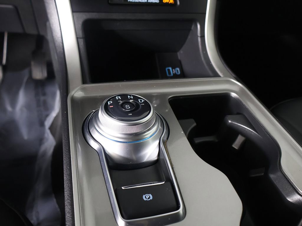 Used 2024 Ford Edge SEL w/ Convenience Package image 39