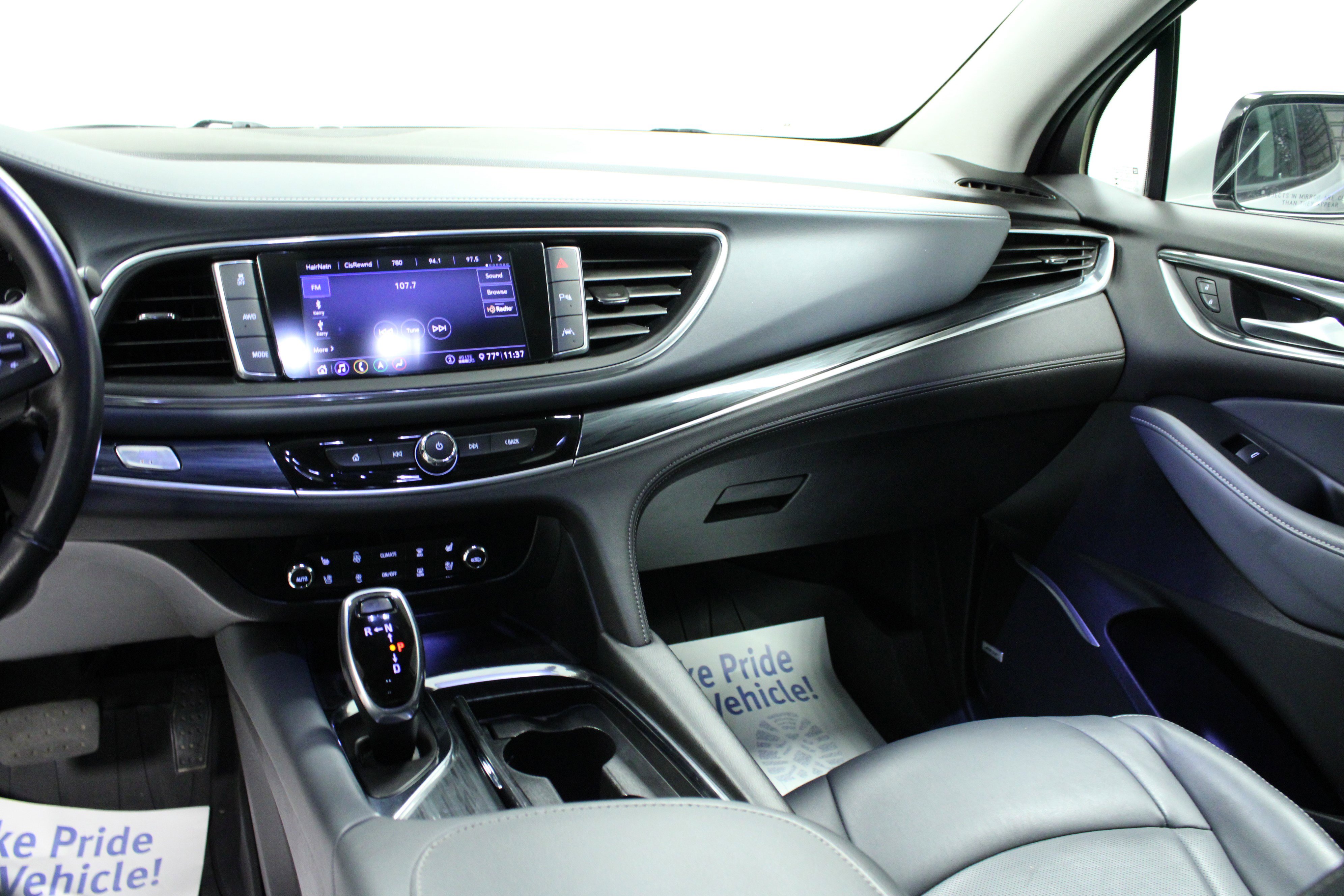 Used 2021 Buick Enclave Premium w/ Sun and Sites Package image 20