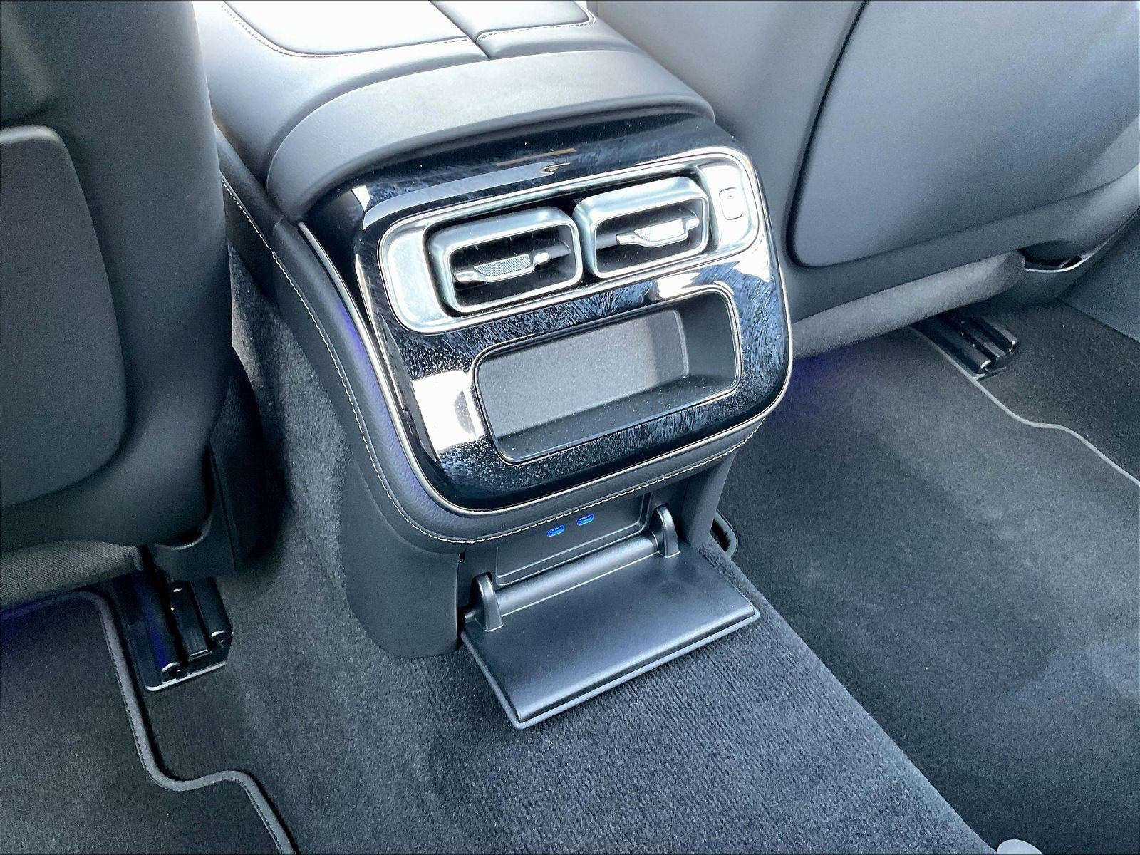 Certified 2025 Mercedes-Benz S 580 4MATIC Sedan image 12