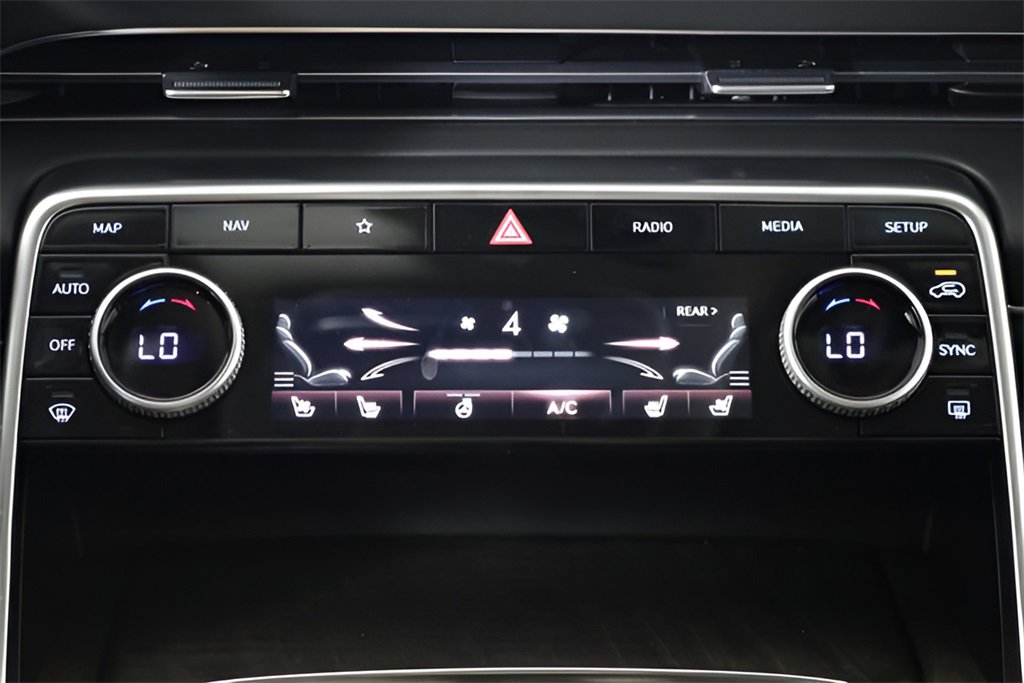 Used 2023 Genesis GV80 2.5T w/ Prestige Package image 18