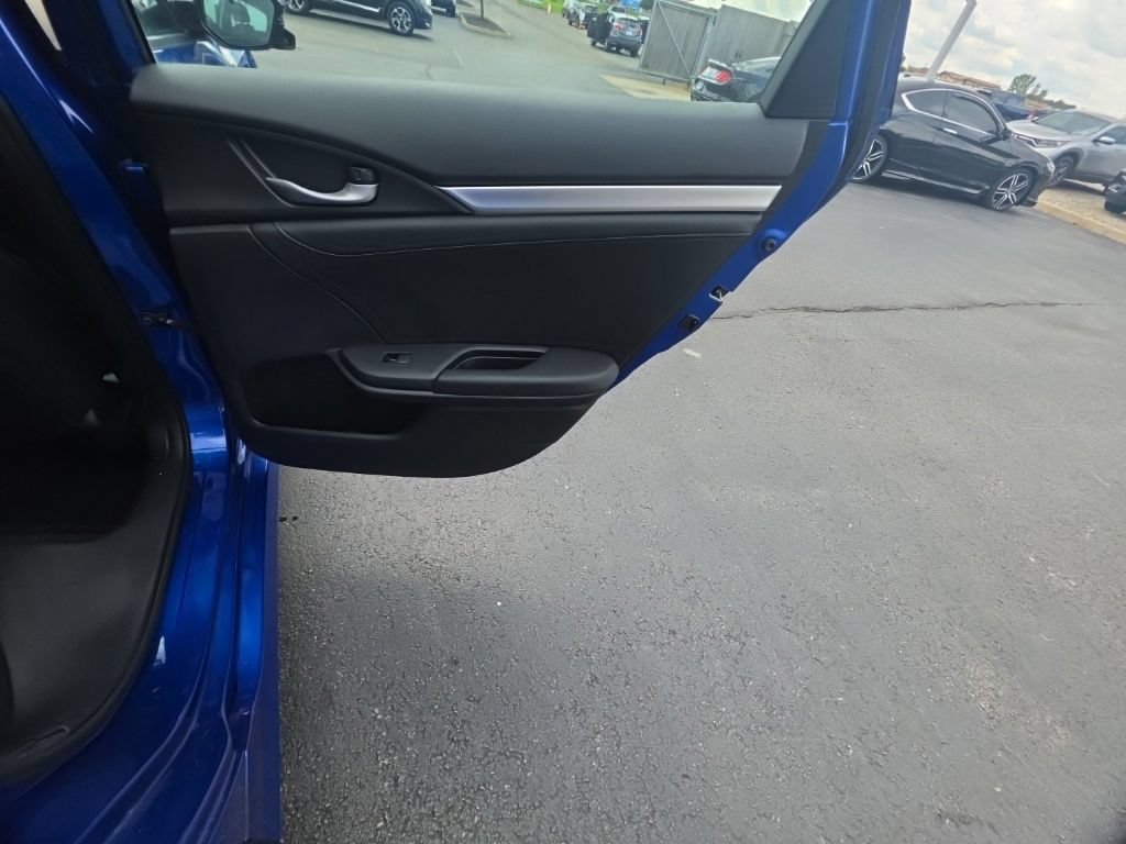 Used 2016 Honda Civic Touring image 29
