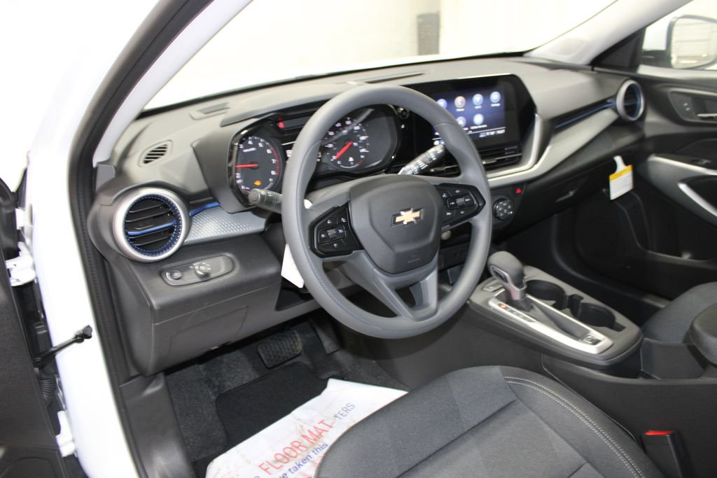 New 2026 Chevrolet Trax LS w/ LS Convenience Package image 13
