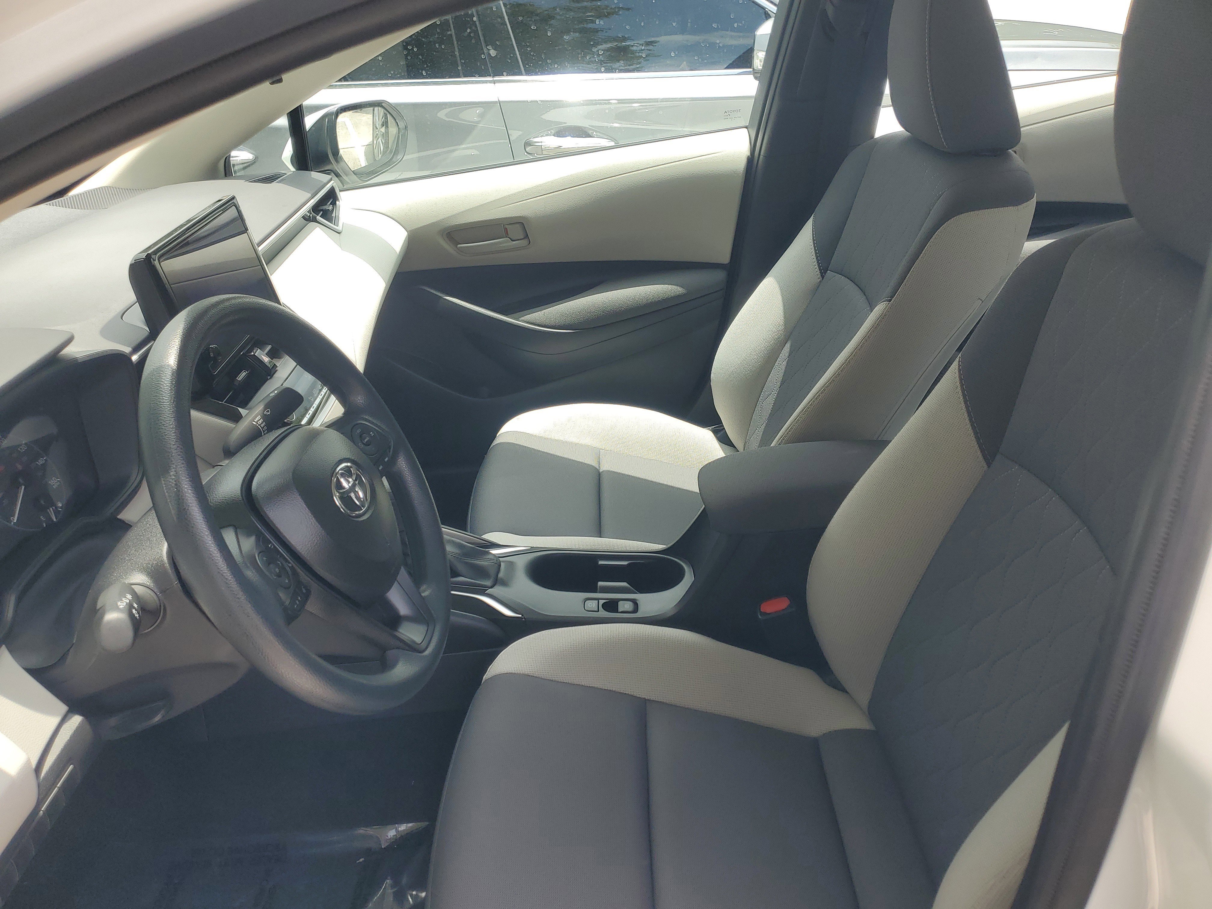 Certified 2025 Toyota Corolla LE w/ Convenience Package FWD image 15