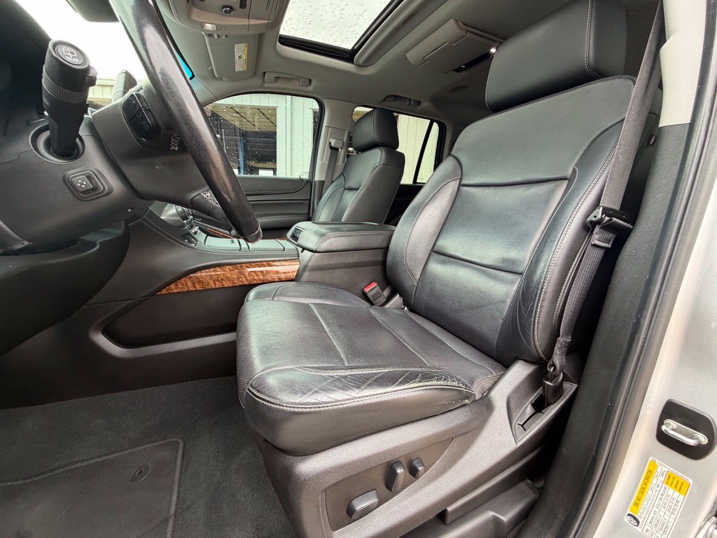 Used 2019 Chevrolet Tahoe Premier AWD/4WD image 13