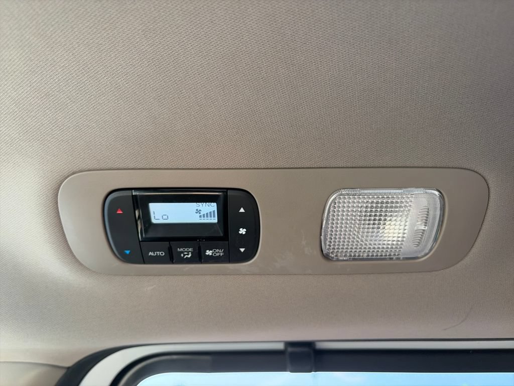 Used 2018 Honda Odyssey EX-L image 32