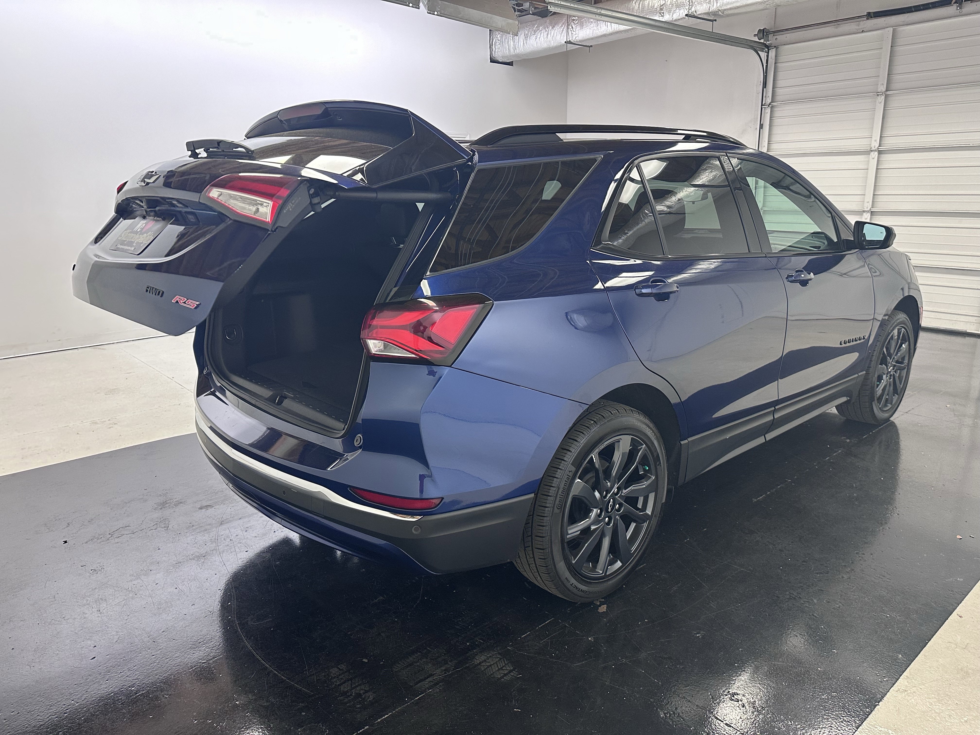 Used 2023 Chevrolet Equinox RS image 30