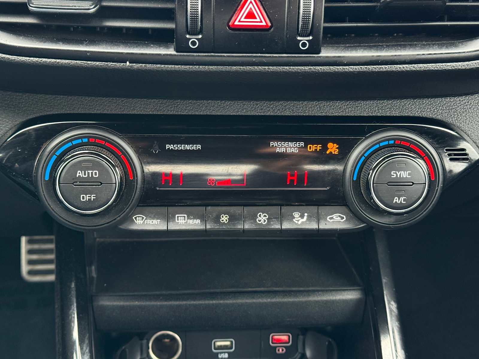 Used 2022 Kia Forte GT-Line image 24