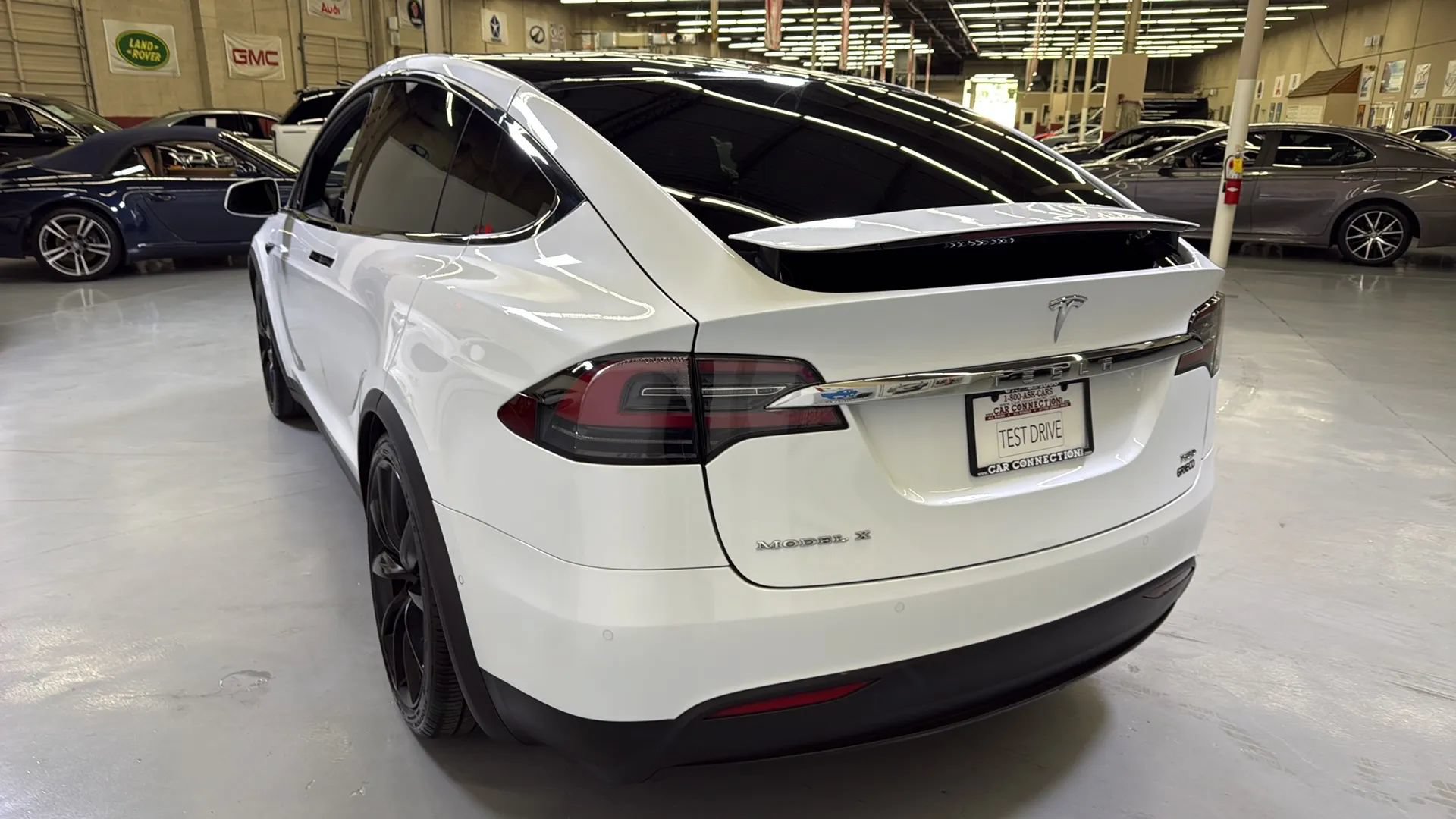 Used 2018 Tesla Model X 75D AWD/4WD image 8