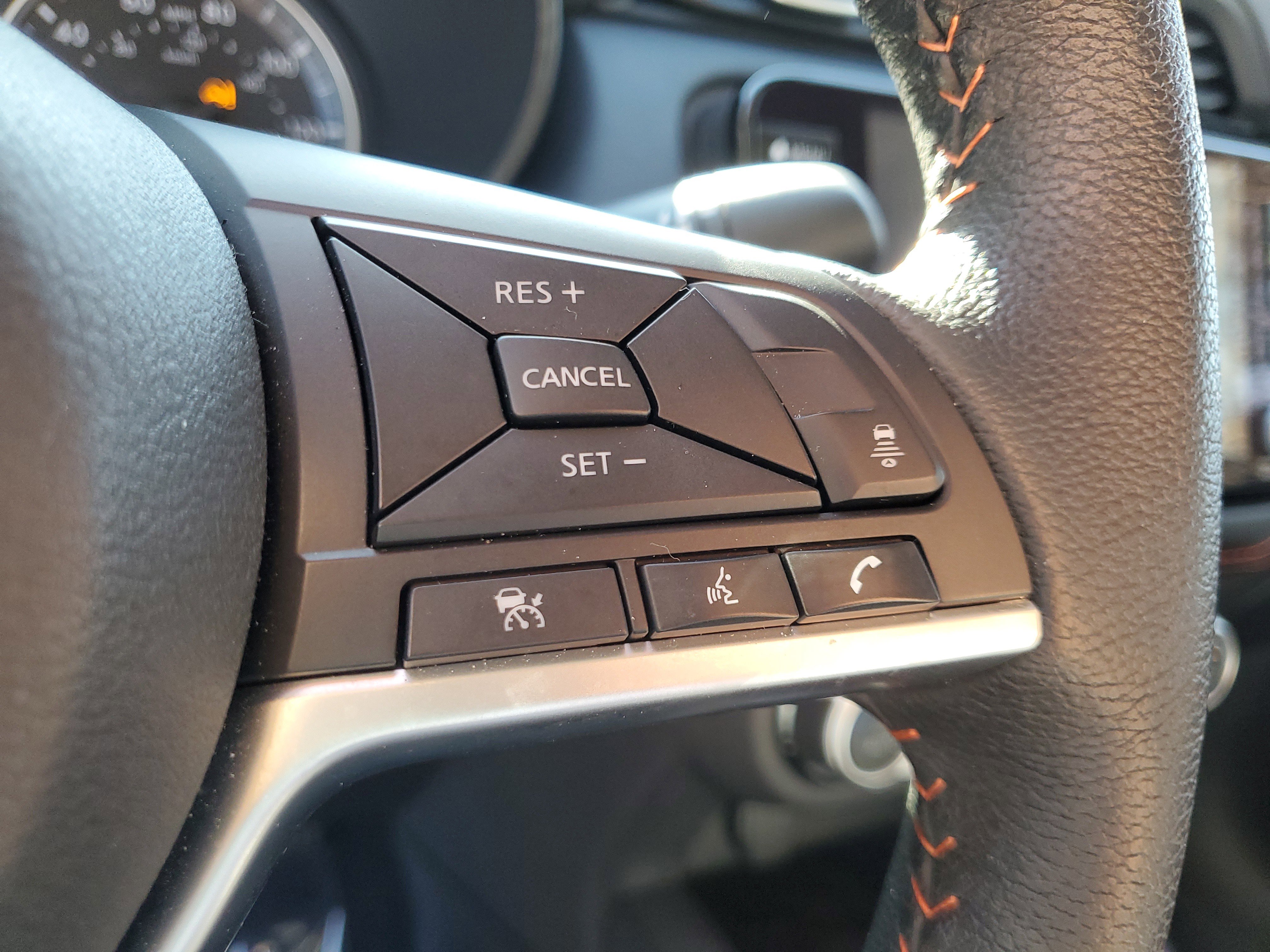 Certified 2025 Nissan Versa SR w/ Trunk Package image 24