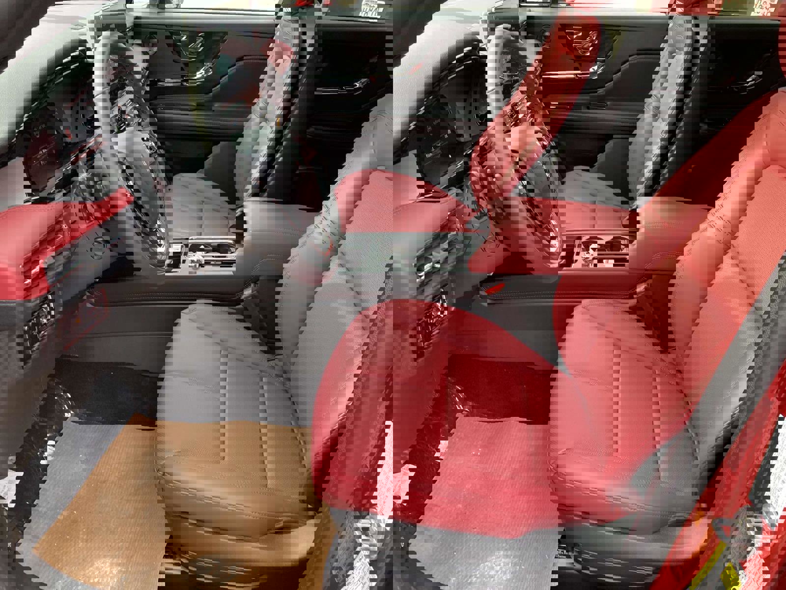 New 2025 Lincoln Corsair Reserve w/ Equipment Group 202A image 21