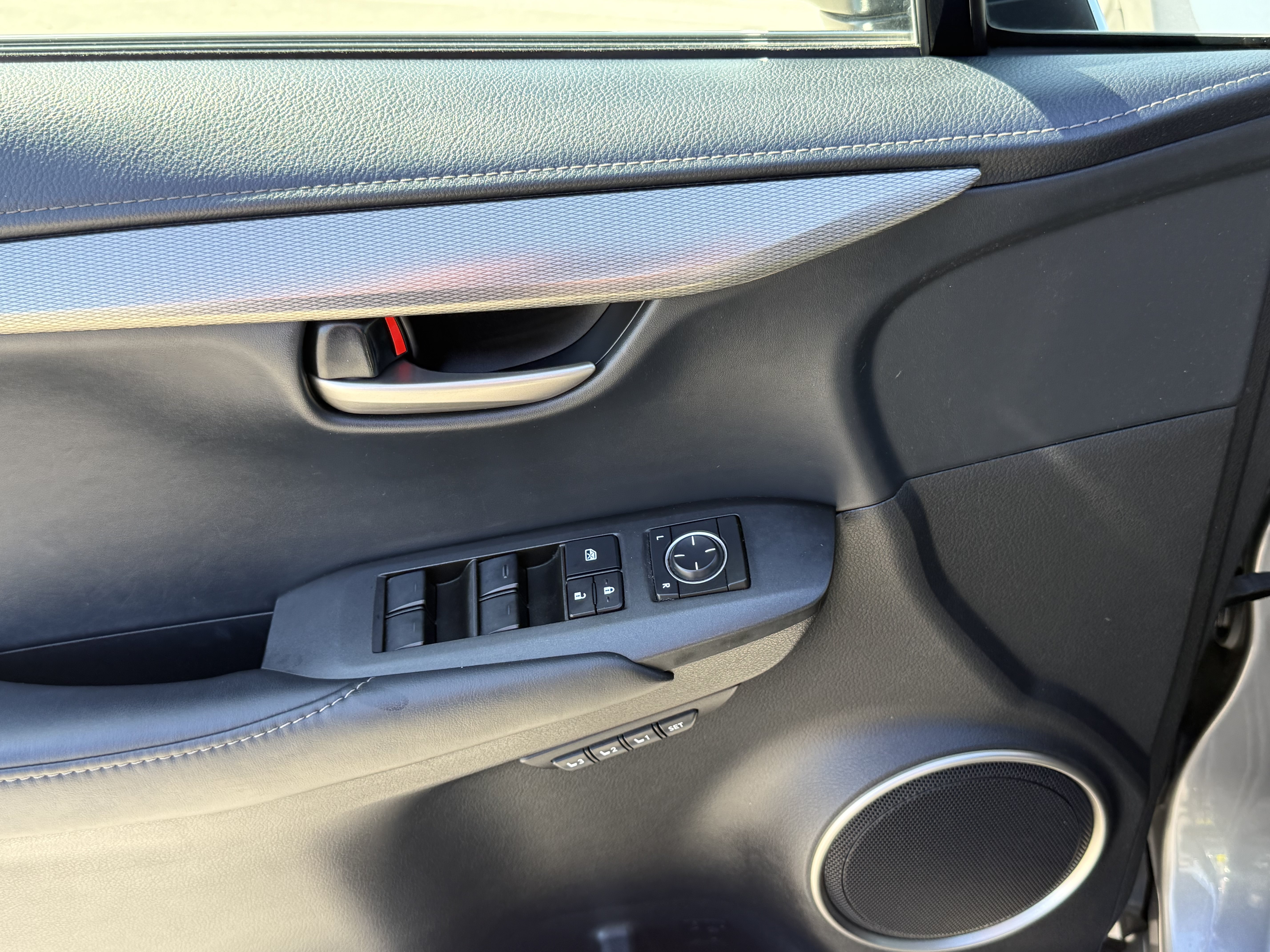 Used 2015 Lexus NX 200t F Sport w/ Navigation System Package FWD image 18