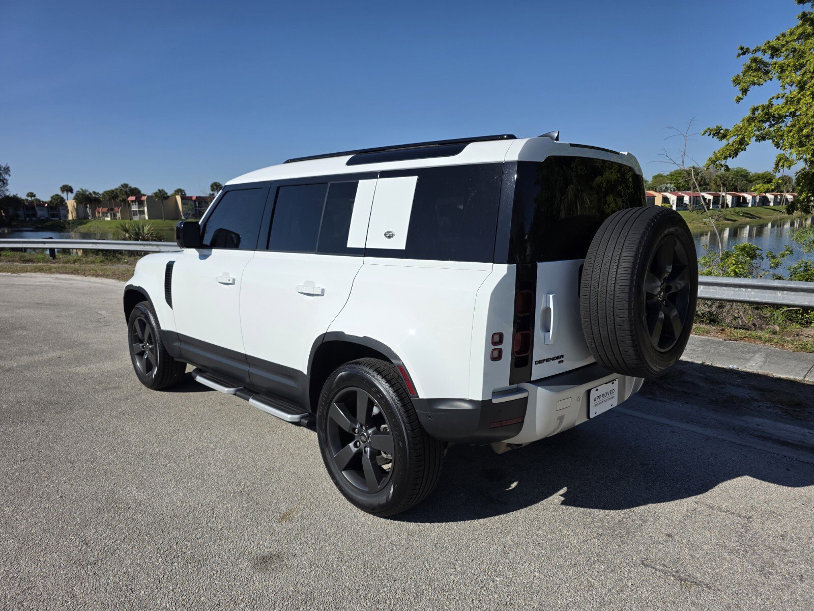 Used 2020 Land Rover Defender 110 S video 2